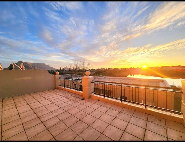 2 BEDROOM APARTMENT TO LET IN CENTURY CITY